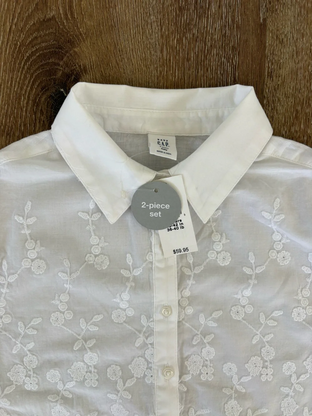 GAP embroidered eyelet